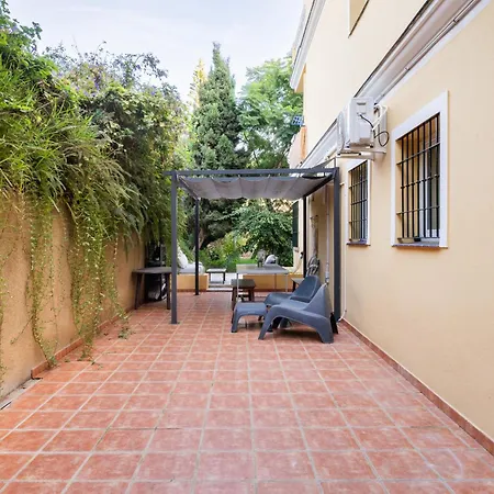 Con Jardin En El Faro Fuengirola