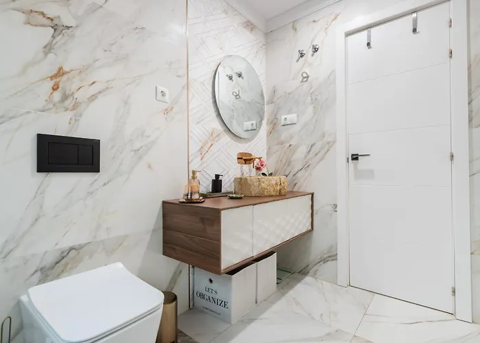 Apartment Con Jardin En El Faro