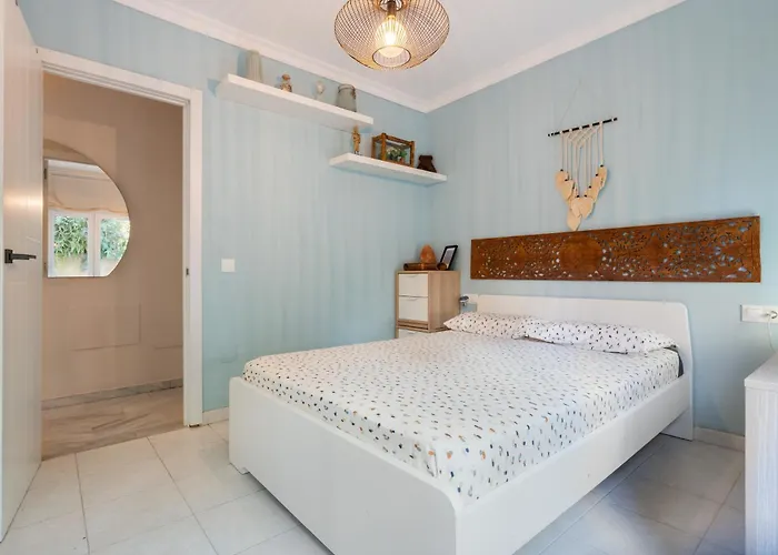 Apartment Con Jardin En El Faro *