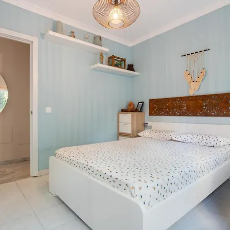 Apartamento Con Jardín En El Faro *